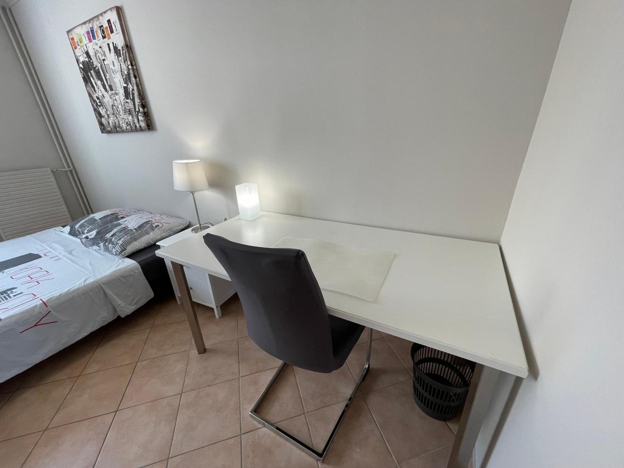 Chambre Privee En Colocation Dans Un Appartement Vaulx En Velin Centre Экстерьер фото